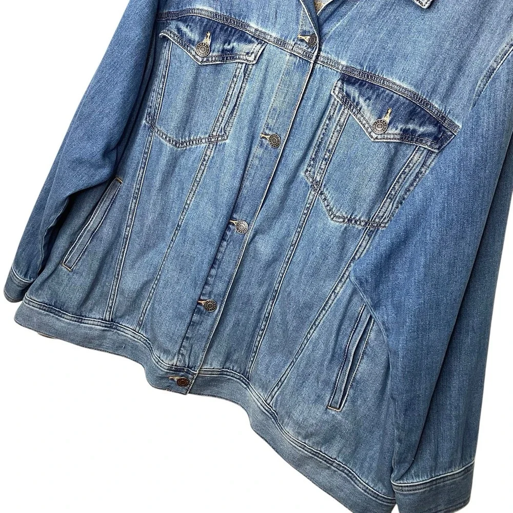 Torrid Jean Jacket Women's Sz‎ 4x Blue Trucker Denim Medium Wash Cotton EUC